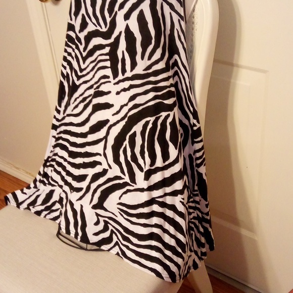Zebra Design Tank Top-Dress - Picture 5 of 12